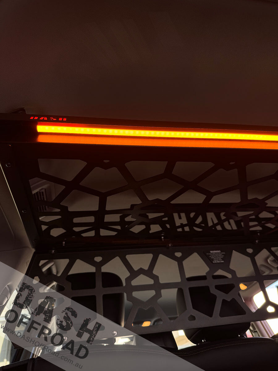 DASH Soft luggage shelf with integrated light