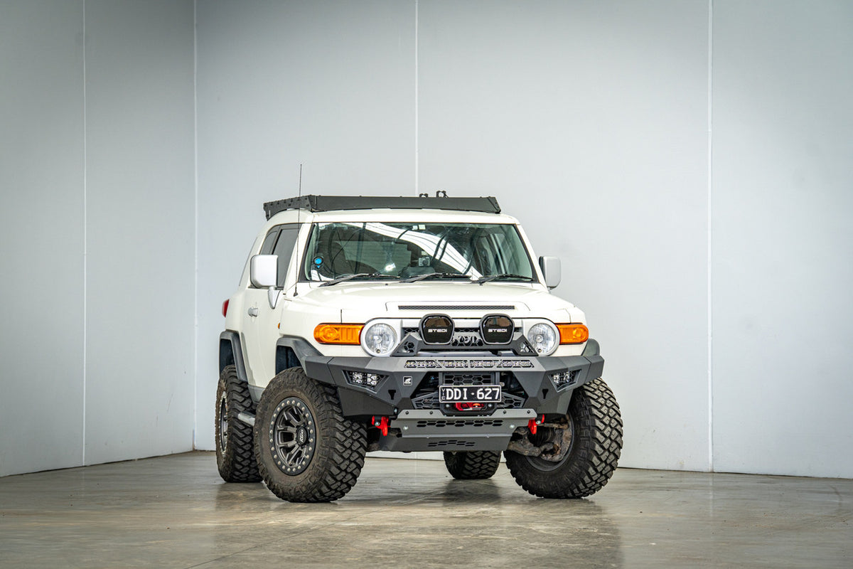 Predator bull bar to suit, Toyota FJ Cruiser 2011-2016