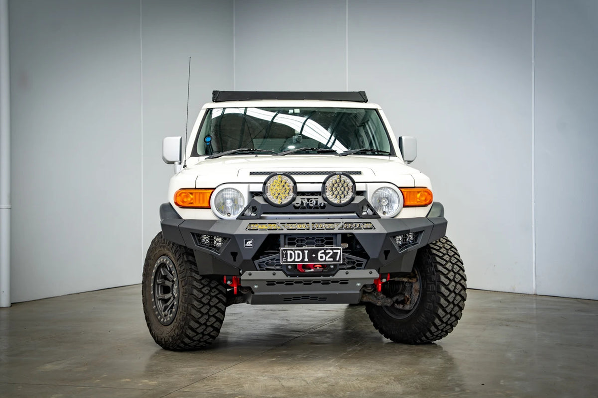 Predator bull bar to suit, Toyota FJ Cruiser 2011-2016