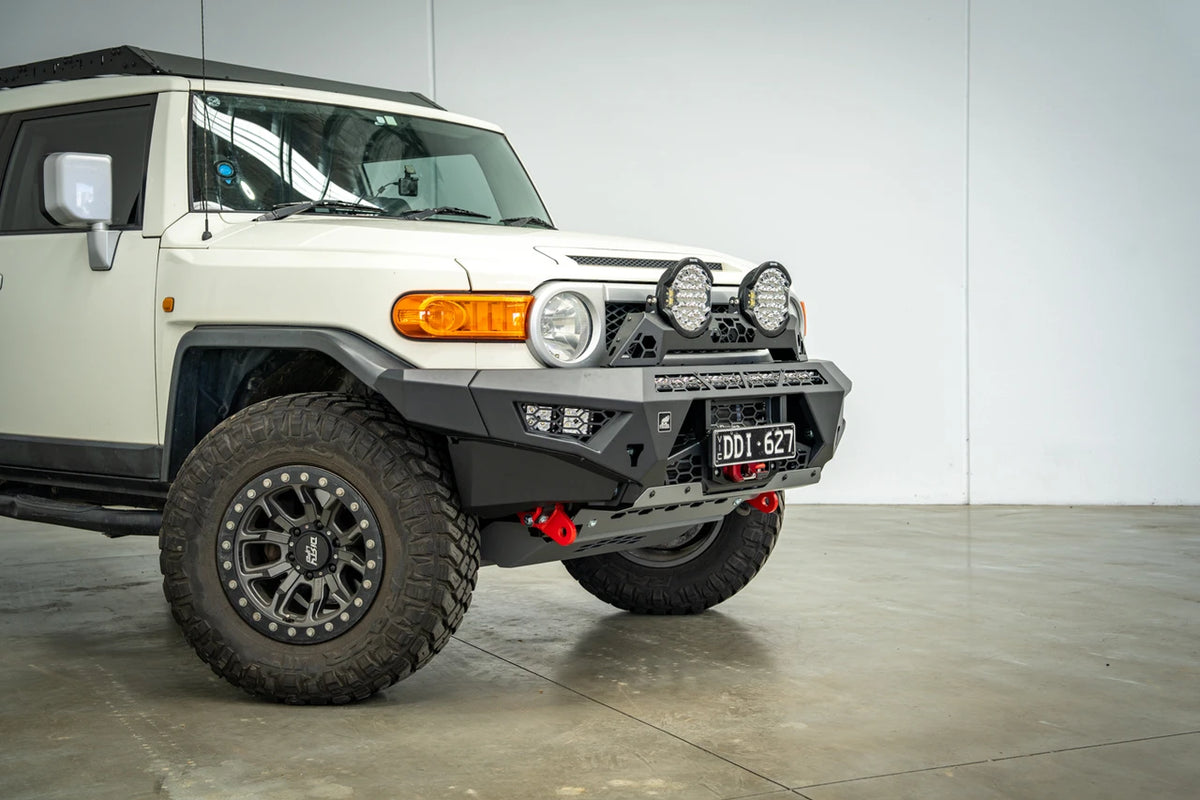 Predator bull bar to suit, Toyota FJ Cruiser 2011-2016