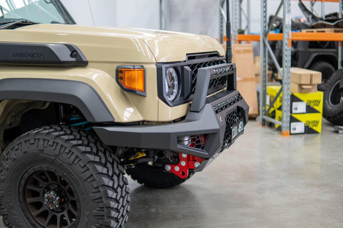 Predator Bull bar, Suitable for Toyota Land Cruiser (facelift) 76, 78, 79 Dual Cab, 2024 on