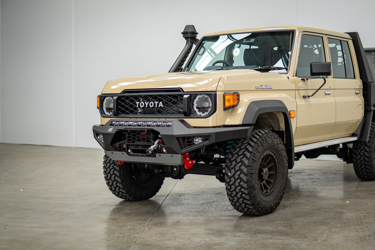 Predator Bull bar, Suitable for Toyota Land Cruiser (facelift) 76, 78, 79 Dual Cab, 2024 on