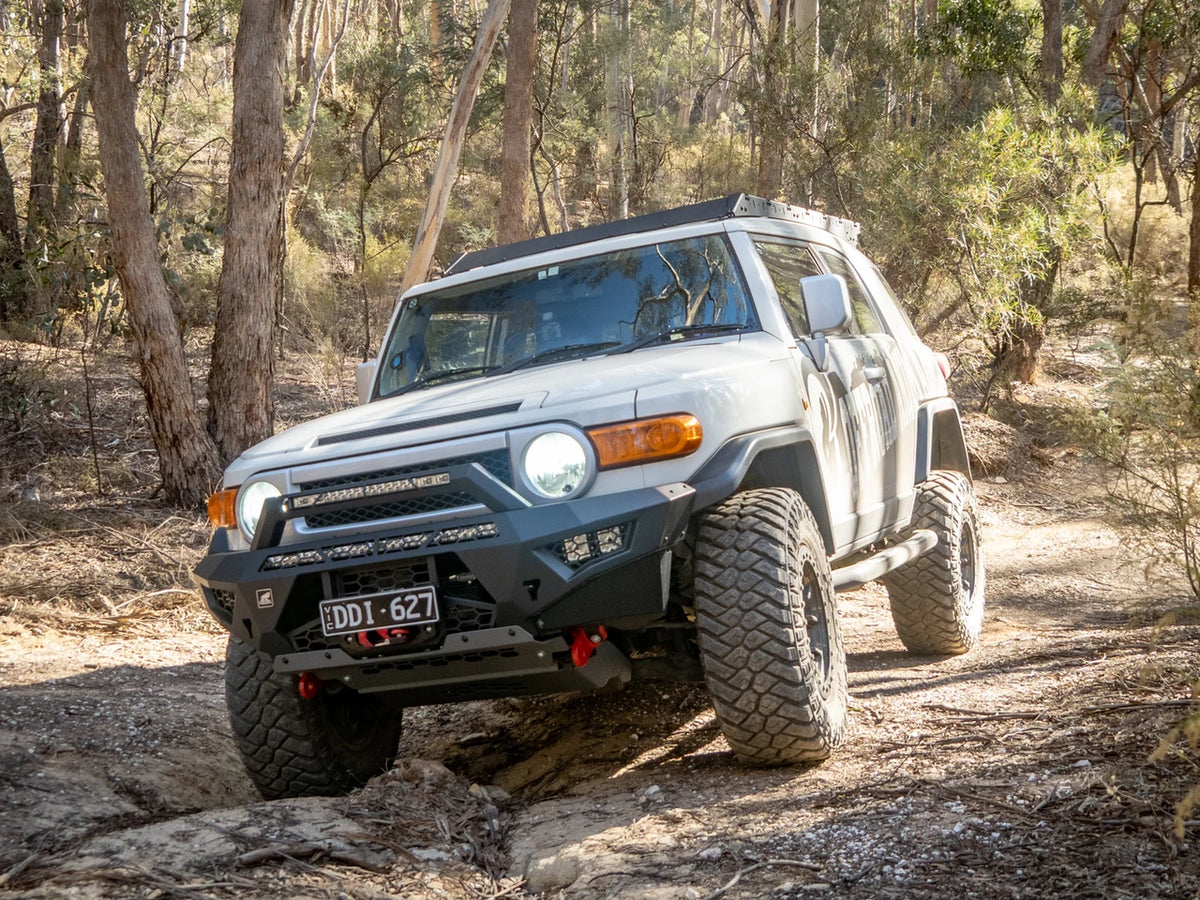 Predator bull bar to suit, Toyota FJ Cruiser 2011-2016