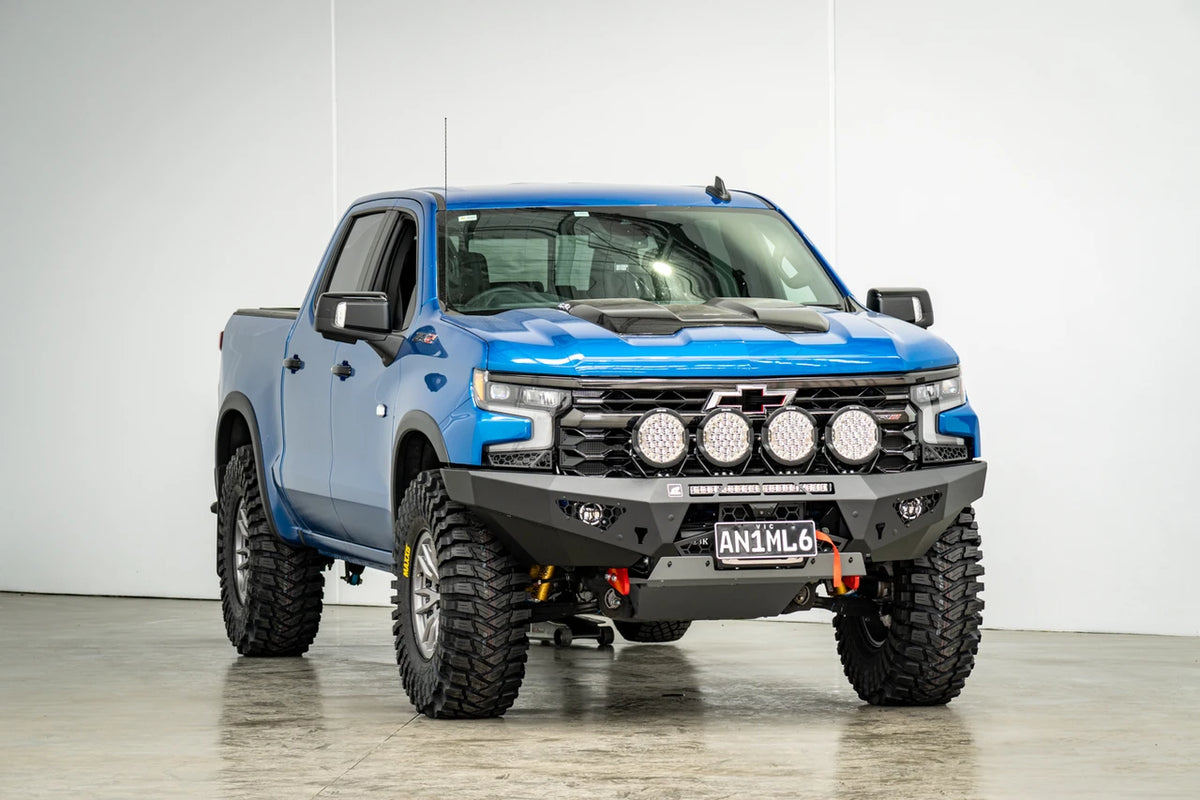 Predator bar for Chevrolet Silverado 1500 MY23, 2023