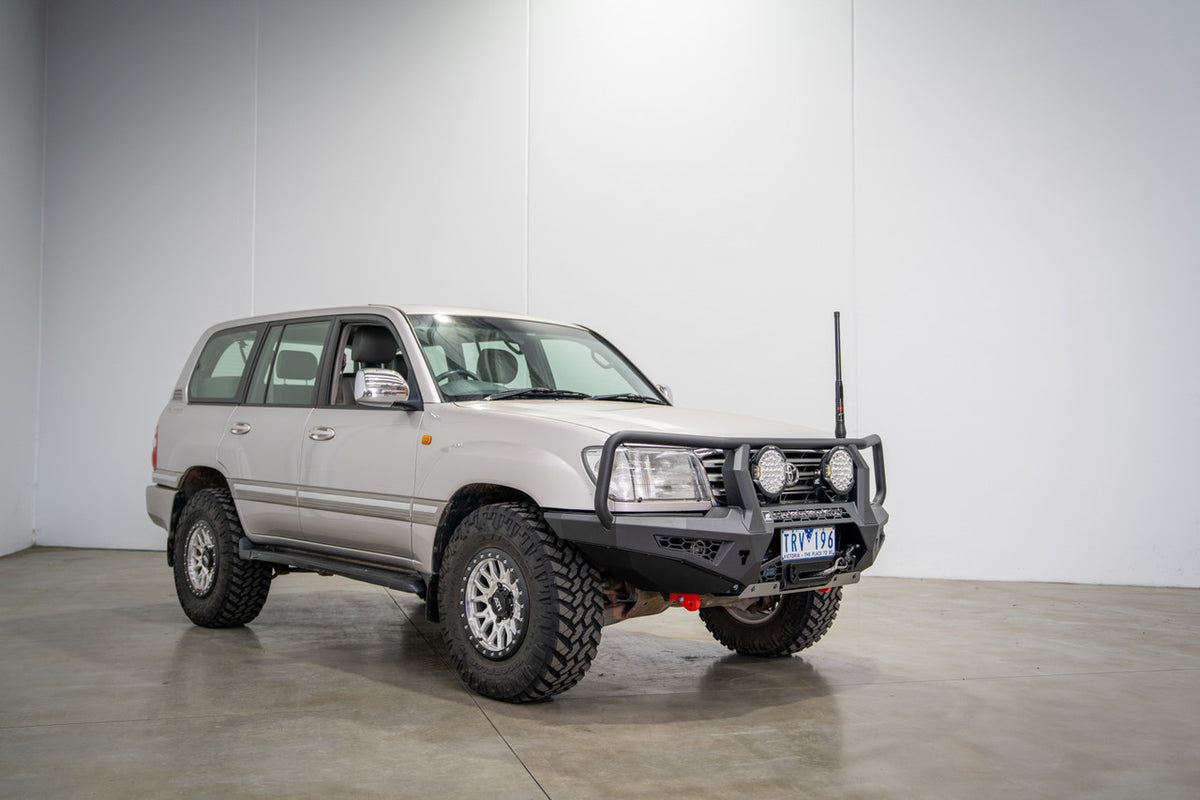 Toro bull bar to suit, Landcruiser 100 series 1998-2007