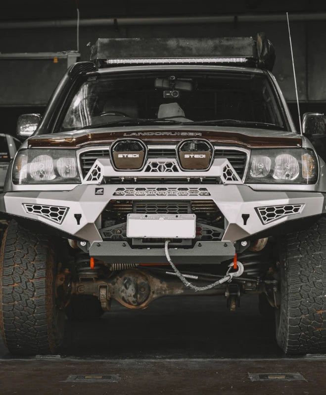 Predator bull bar to suit, Landcruiser 105 series 1998-2007