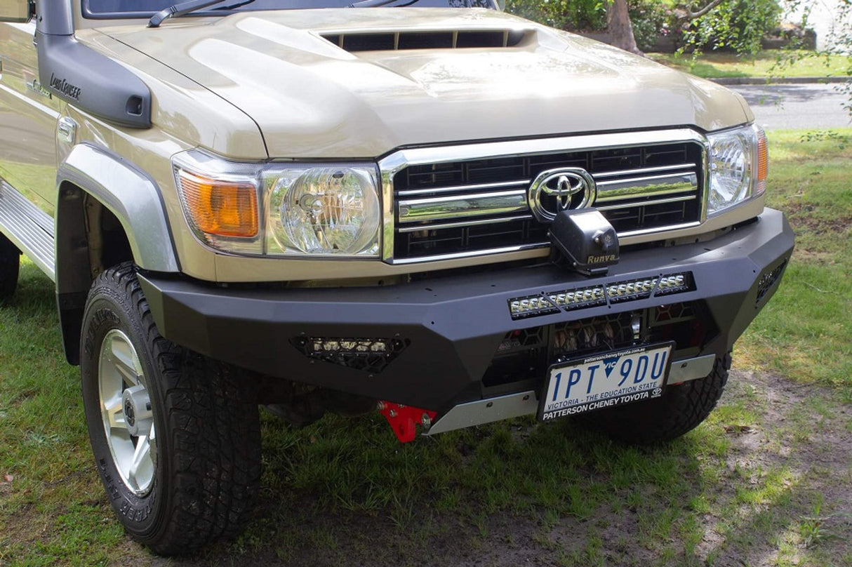 Predator Bull bar, Suitable for Single cab Toyota Land Cruiser 79 Series, 2017-2023