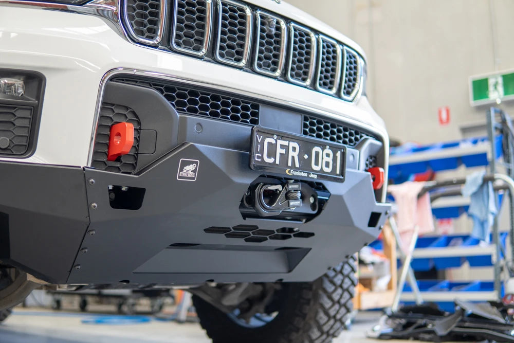 Pre Runner, Steel front bumper WL and L Grand Cherokee 2022 to current Overland Only