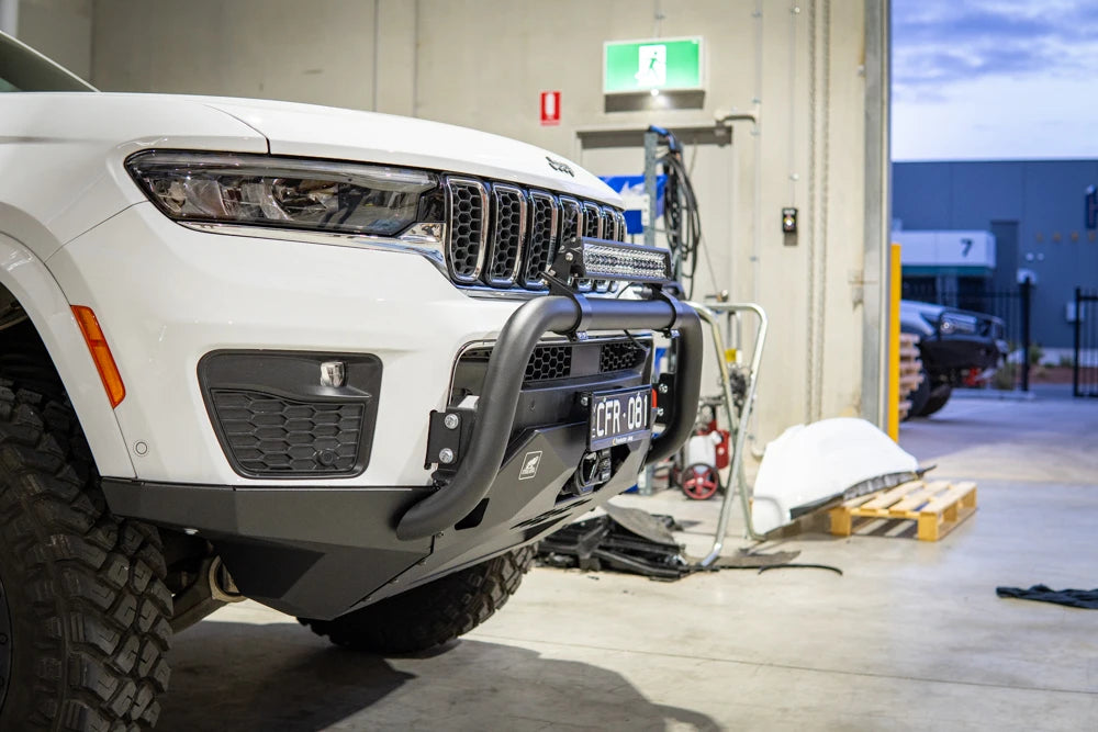 Pre Runner, Steel front bumper WL and L Grand Cherokee 2022 to current Overland Only