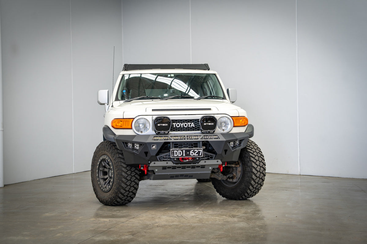 Predator bull bar to suit, Toyota FJ Cruiser 2011-2016