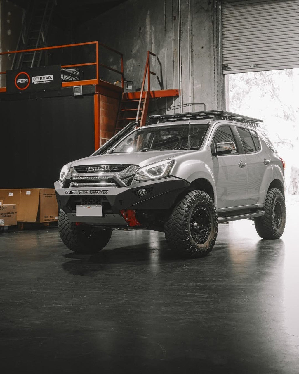 Predator Bull bar, Isuzu MUX 2017-2020