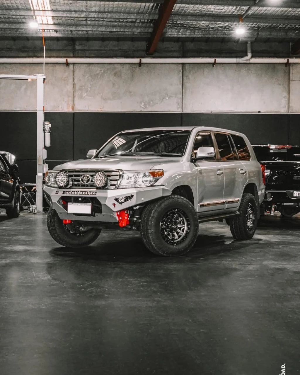 Predator Bull bar, To suit for Toyota Land Cruiser 200 Series, 2008 (MY08) to 2014