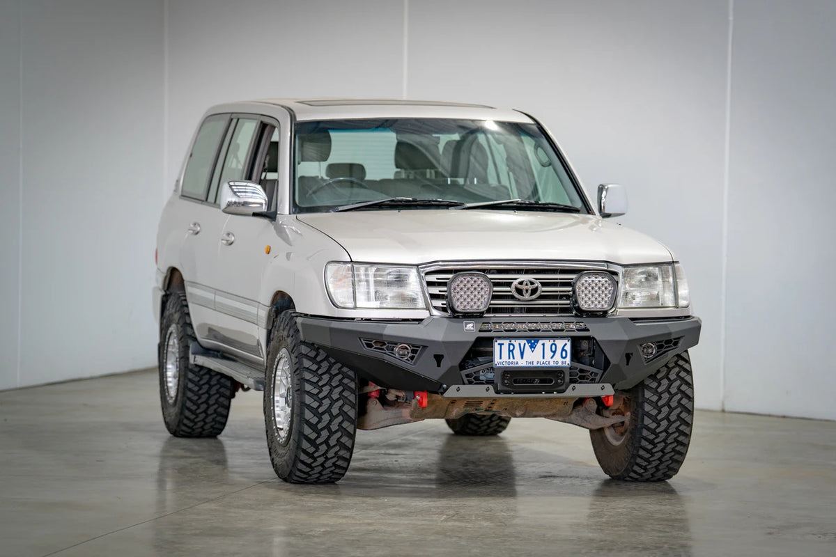 Predator bull bar to suit, Landcruiser 100 series 1998-2007