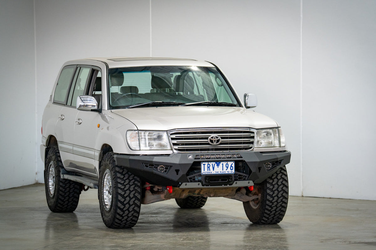 Predator bull bar to suit, Landcruiser 100 series 1998-2007