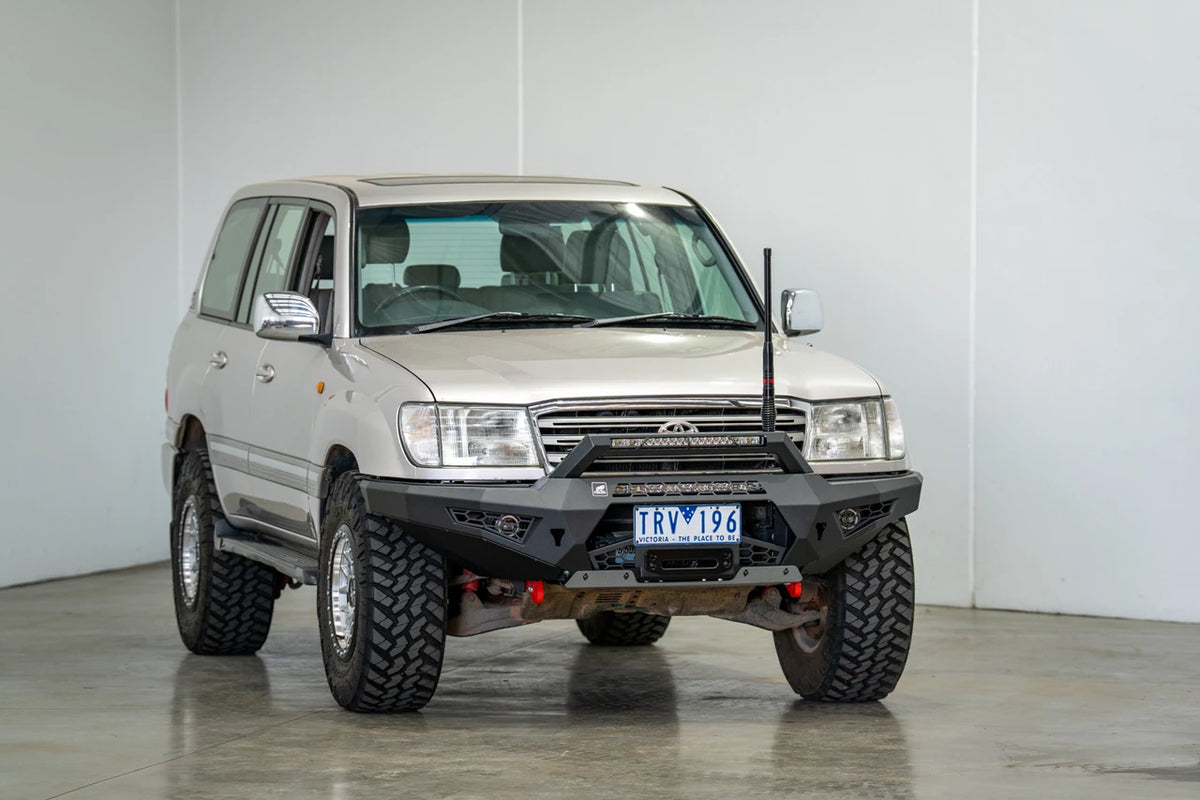 Predator bull bar to suit, Landcruiser 100 series 1998-2007