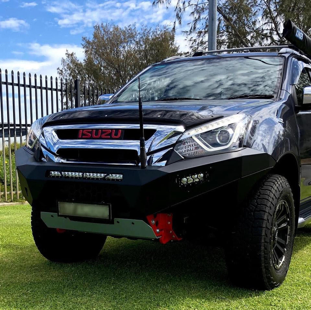 Predator Bull bar, Isuzu MUX 2017-2020