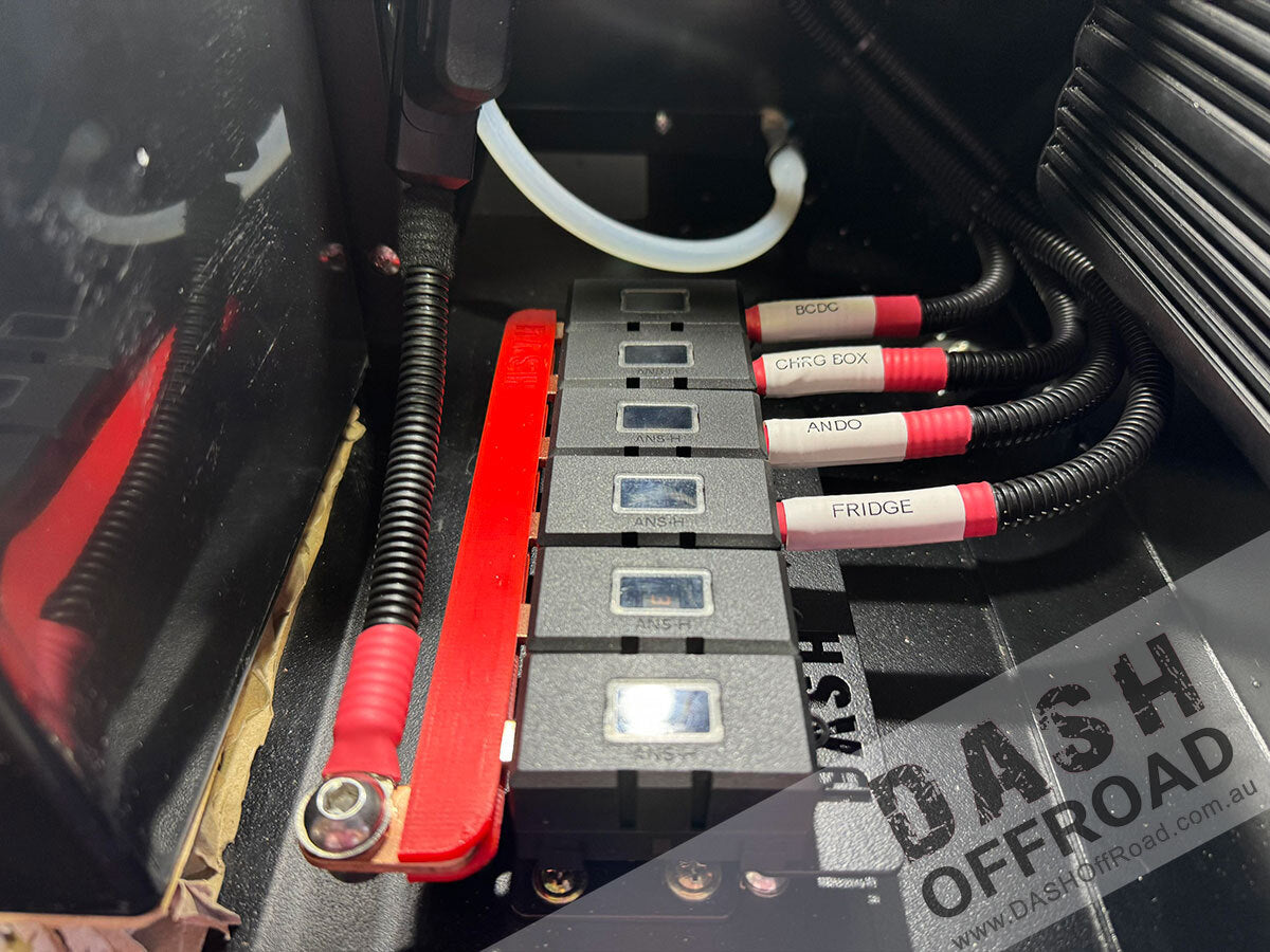 DASH UNIVERSAL FUSE HOLDER