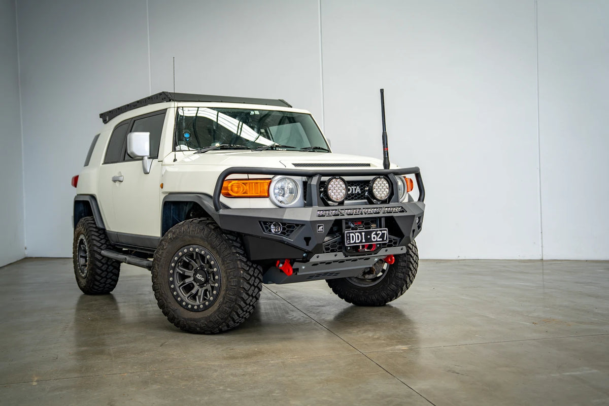 Toro bull bar to suit, Toyota Fj Cruiser, 2011-2016