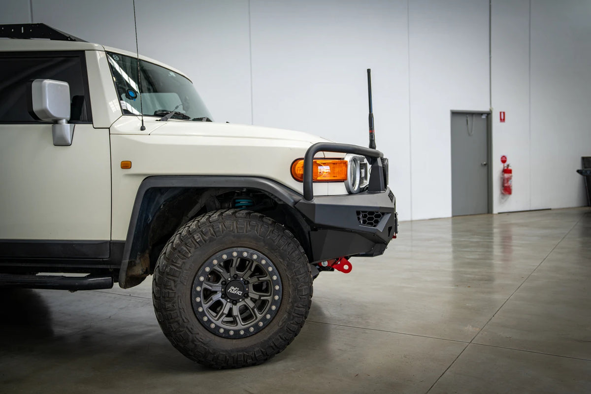 Toro bull bar to suit, Toyota Fj Cruiser, 2011-2016