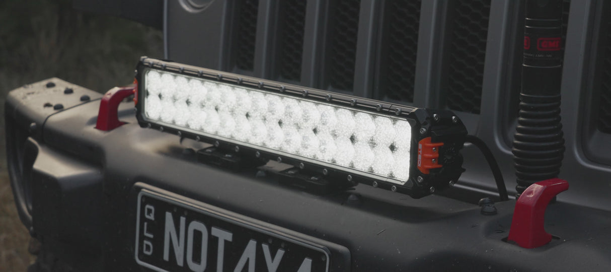 ST3303 PRO 23.3 INCH 32 LED Light Bar