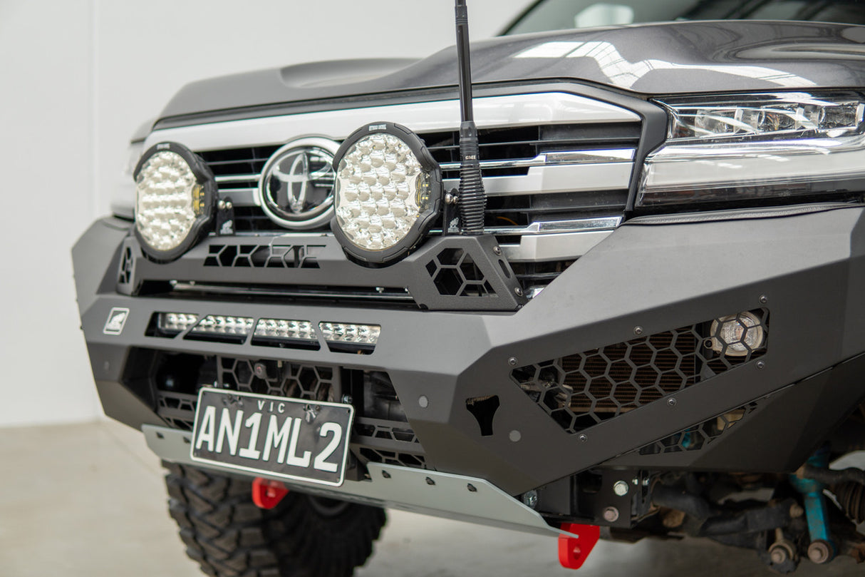 Rally Hoop to suit LC300 Predator bar to suit Offroad Animal Arse Kicker 9 inch lights
